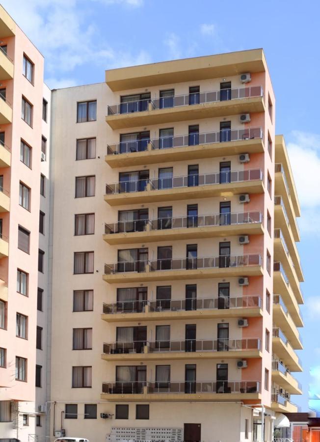 Nor Apartments Summerland Mamaia Kültér fotó
