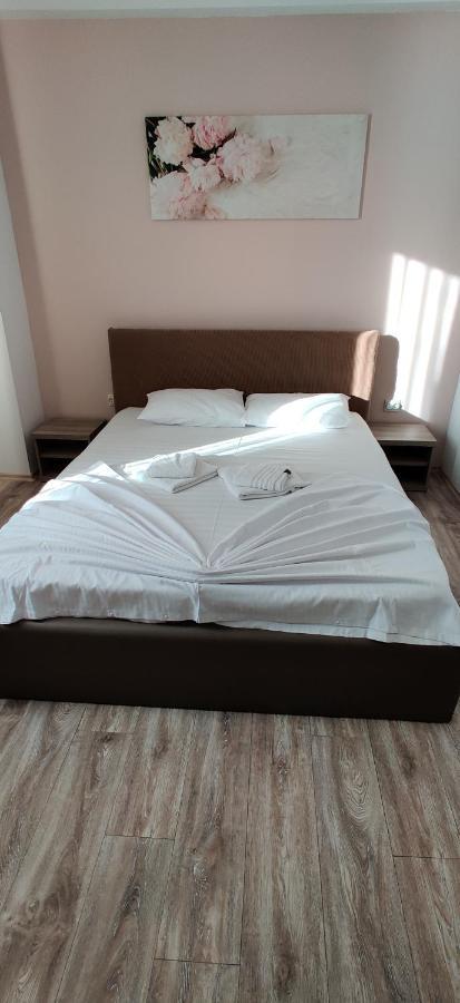 Nor Apartments Summerland Mamaia Kültér fotó