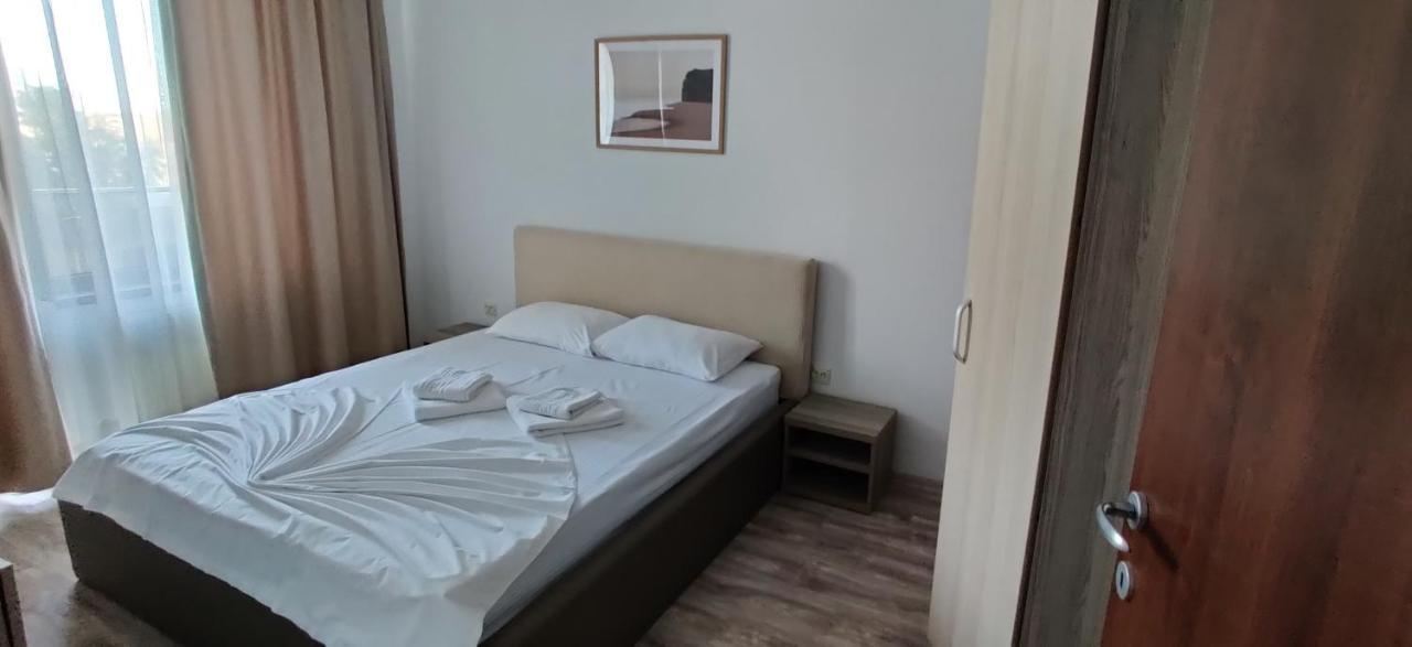 Nor Apartments Summerland Mamaia Kültér fotó