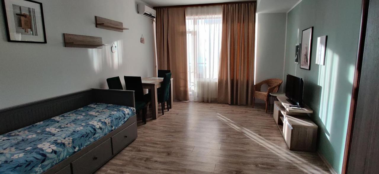 Nor Apartments Summerland Mamaia Kültér fotó