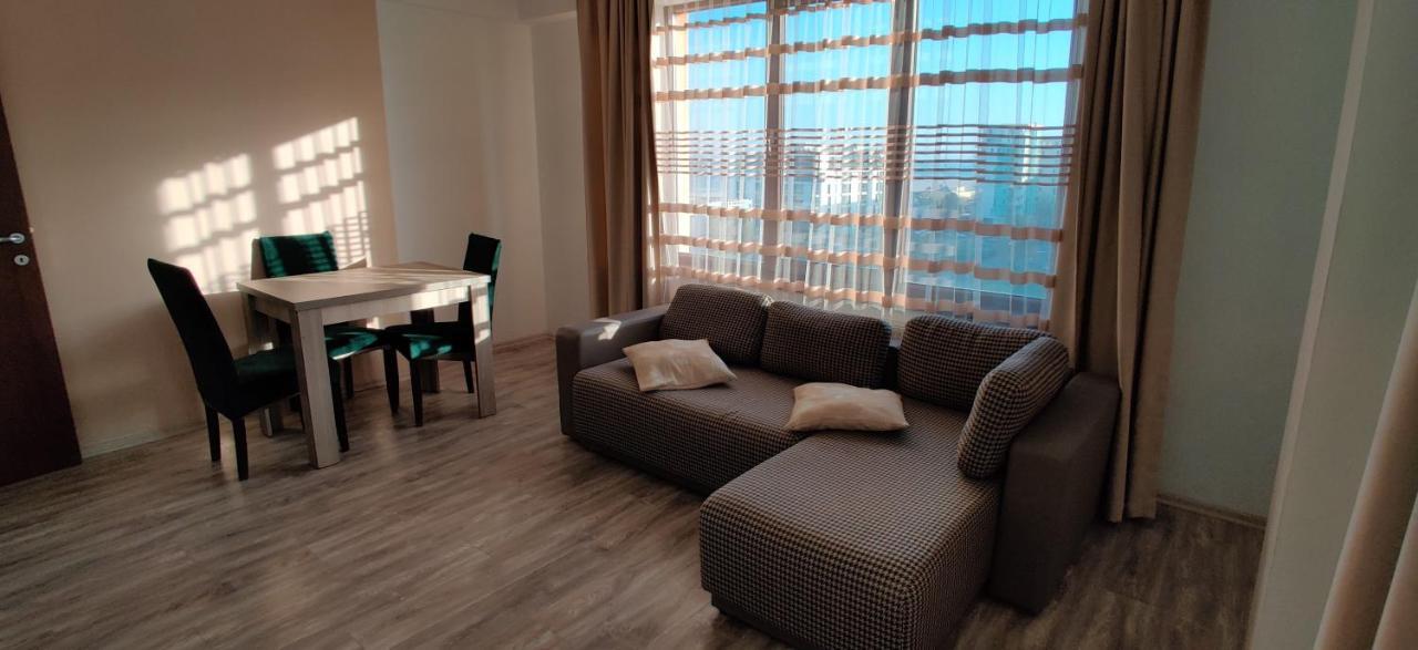 Nor Apartments Summerland Mamaia Kültér fotó