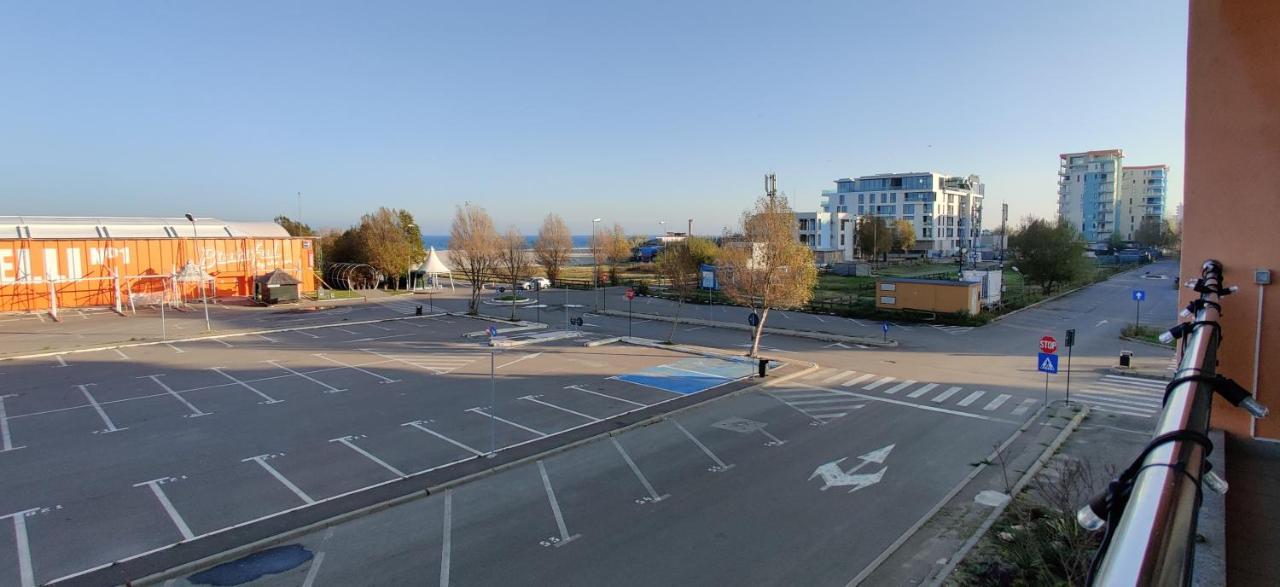 Nor Apartments Summerland Mamaia Kültér fotó